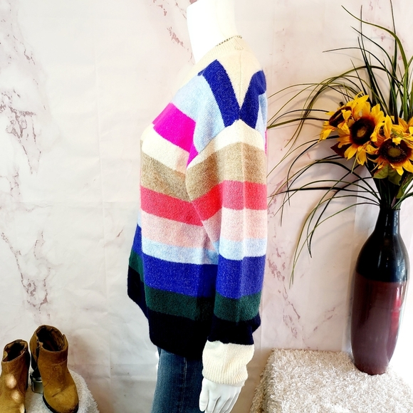 New GAP candy stripe super soft sweater - Picture 4 of 7